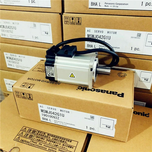 One New PANASONIC MSMJ042G1U AC Servo Motor In Box Expedited Shipping - Picture 1 of 3