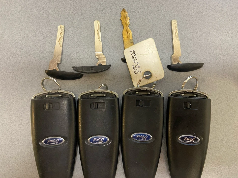 LOT 4 FORD Key Fob FCC ID M3N5WY8609 Keyless Entry Remote OEM - Image 3 of 3