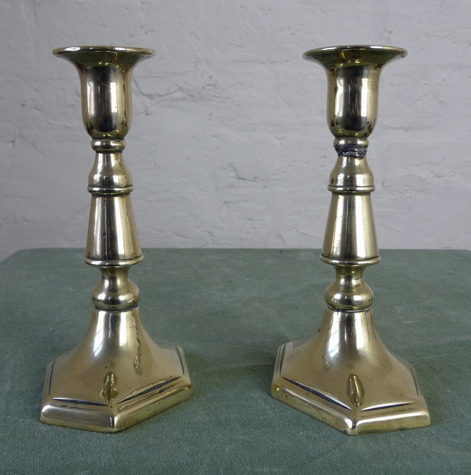 VINTAGE BRASS PAIR OF CANDLESTICKS - Image 2 of 4