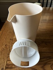 Vintage Rubbermaid 2445 Almond Pitcher 2.25 Qt White Slotted Lid USA Made
