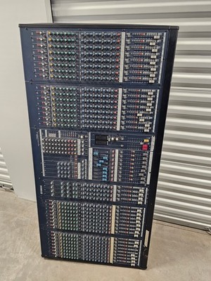 Yamaha IM8-32 Sound Reinforcement Console
