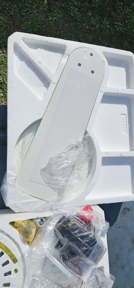 New Hunter Fan Sea Air Ceiling Fan 52in Outdoor White 21016 4 Blade Patio Weater - Image 3 of 4