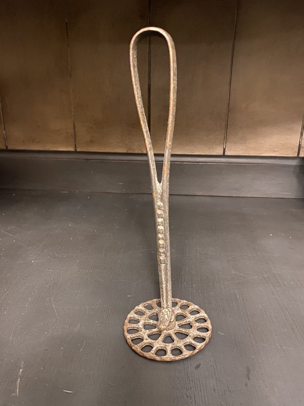 Vintage Antique Metal Round Potato Mashing 9"