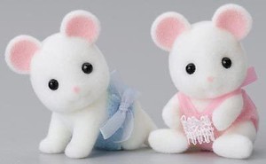 sylvanian white mouse family