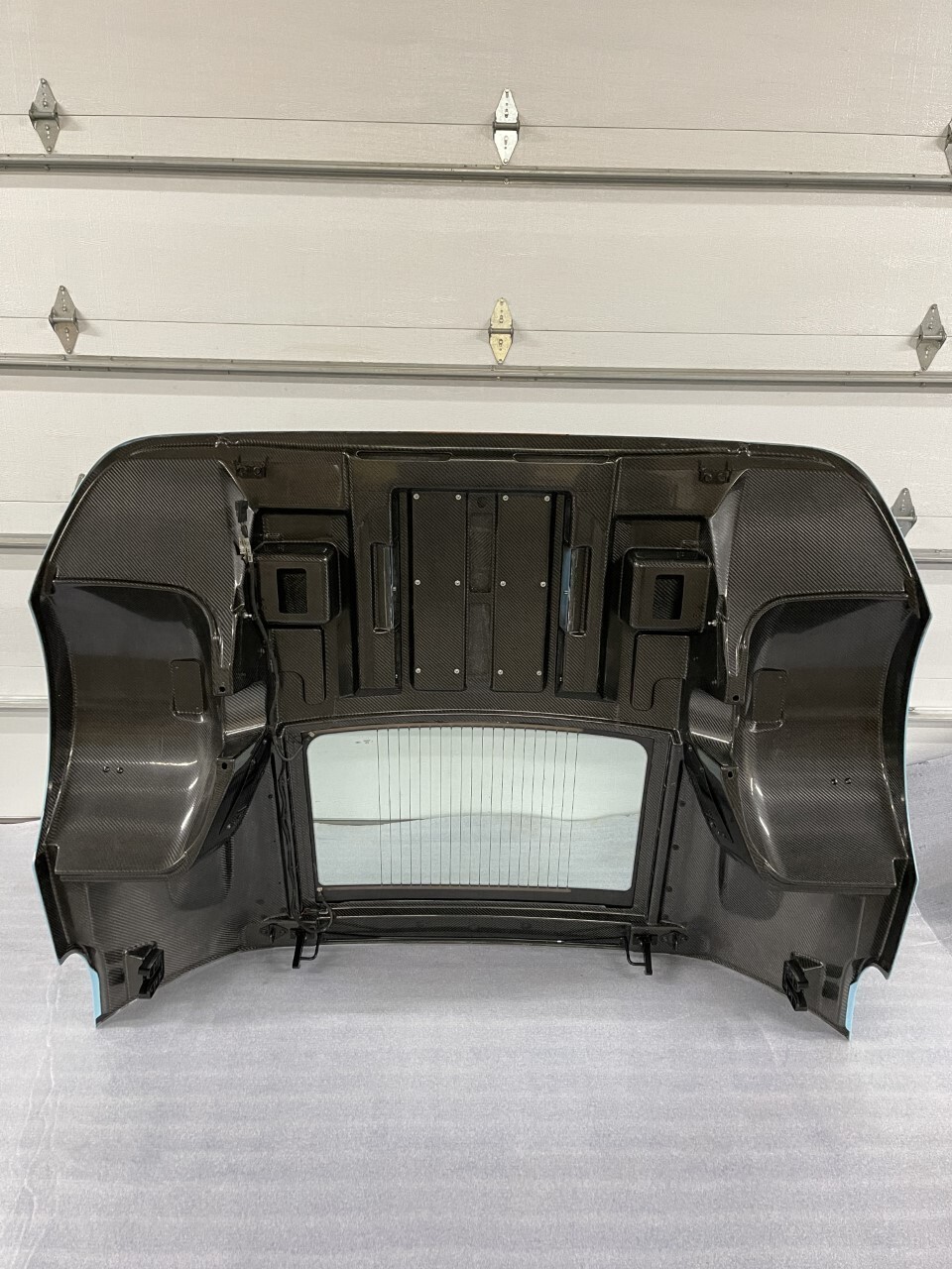 2005,2006 FORD GT GT40 SUPERCAR Clamshell 5g7z-6340110 AA