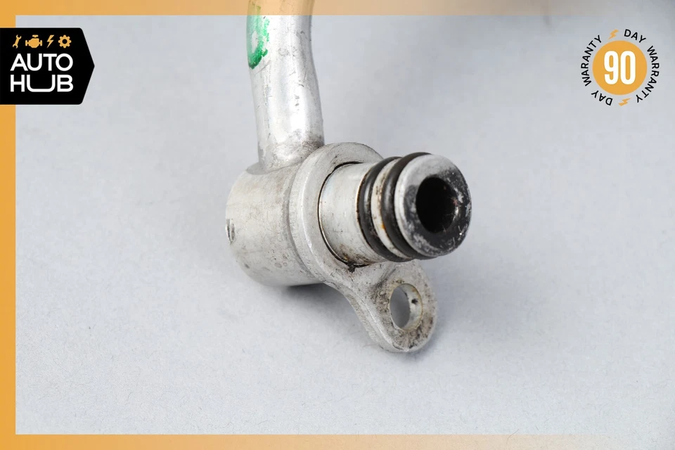 Tubo de manguera de alimentación de refrigerante turbocompresor derecho 11-20 Mercedes W218 CLS550 E550 FABRICANTE DE EQUIPOS ORIGINALES Foto 2 de 4