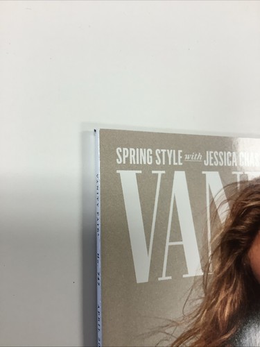 Vanity Fair Magazine April 2023 Gisele Bundchen NO ADDRESS LABLE - Picture 4 of 6