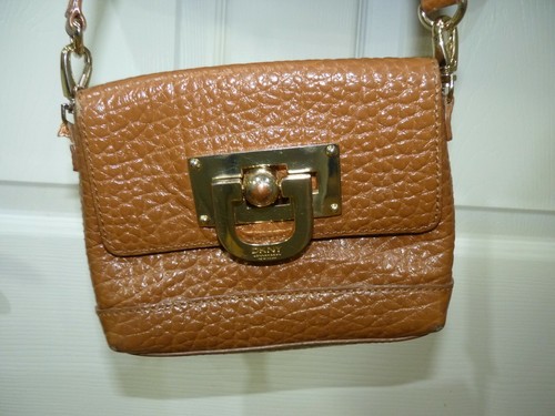 DKNY Tan Shoulder Bag with Removable Crossbody Bag 3 in 1 bag with dustbag - Picture 10 of 12