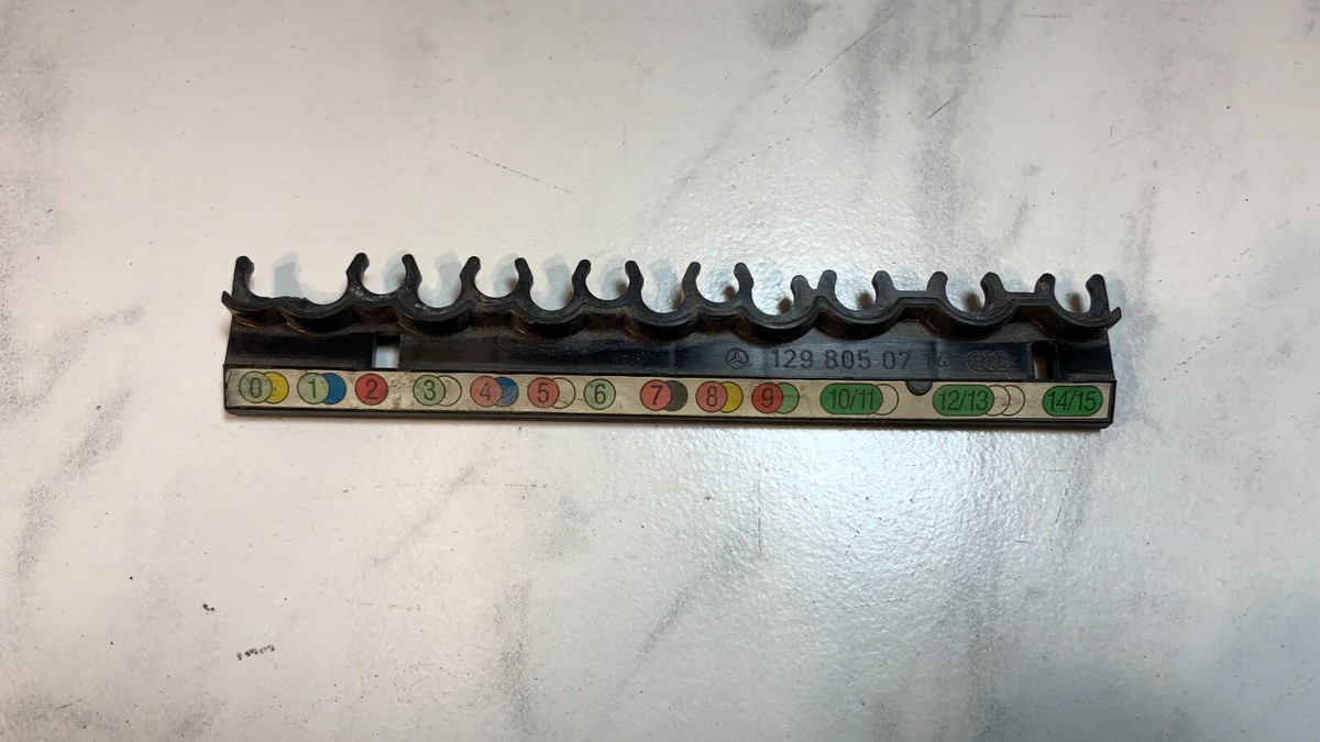 ORIGINAL Mercedes Benz SL R129 Ventil Abdeckung Deckel A1298050714 