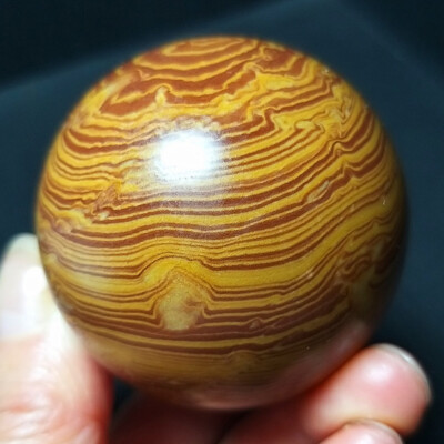 TOP 175.8G Natural Polished Wood Grain Agate Stone Sphere Ball Healing A4377