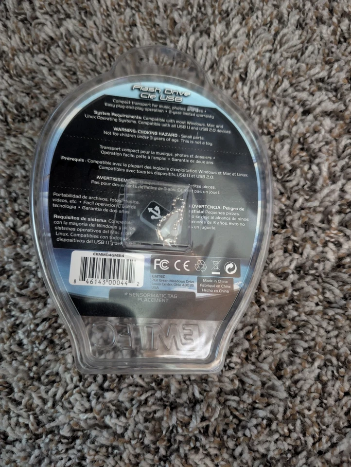 Emtec PENGUIN Collectible USB Flash Drive 4GB Brand New Factory Sealed - Image 2 of 2