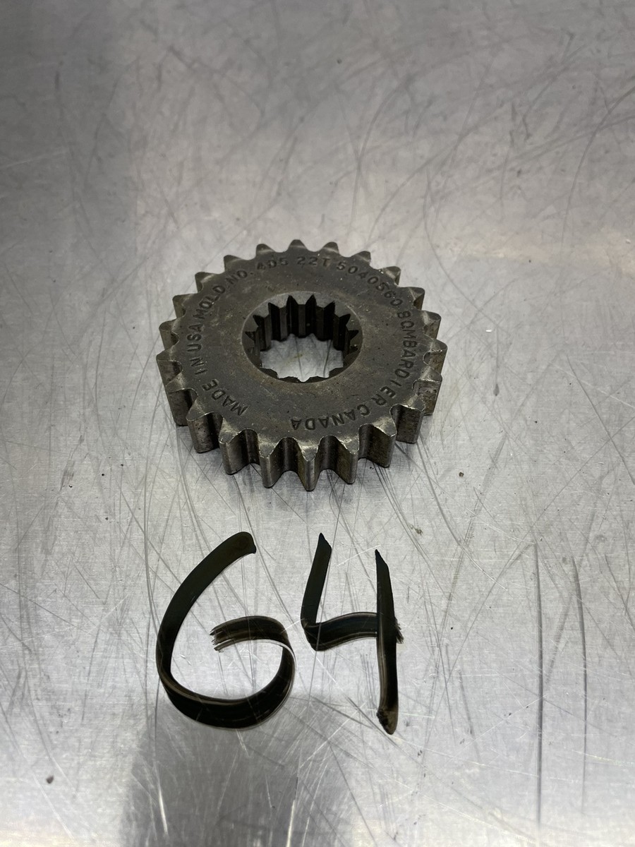Skidoo ZX Chassis Chaincase 22T Upper Sprocket Drive Gear 5040560