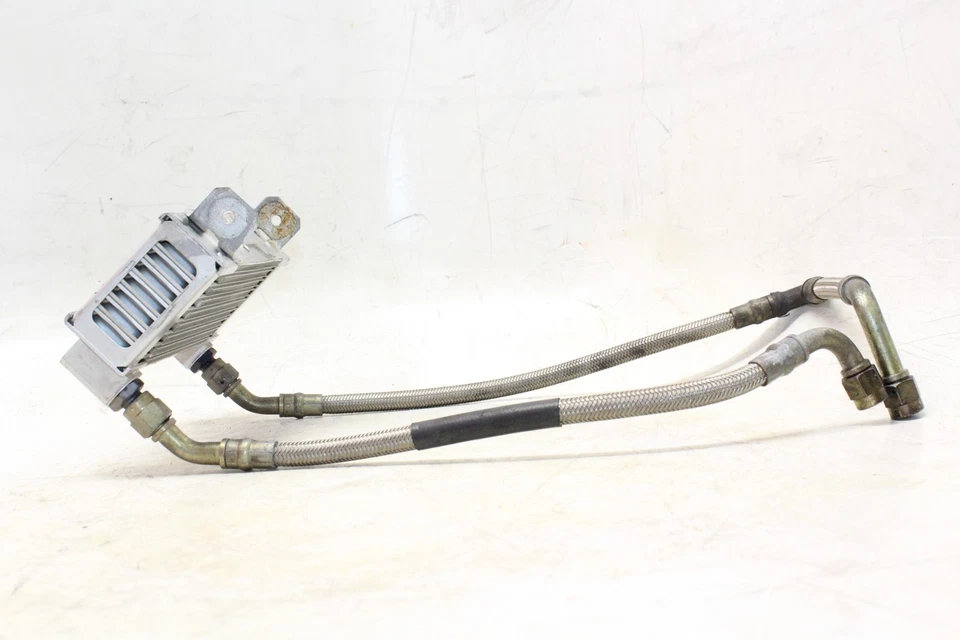 Ducati Monster 750 2000 enfriador de aceite de motor Foto 2 de 4