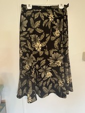Vintage 90s Ruffle Maxi Skirt Womens Size 12 P Sag Harbor Black/Green Floral