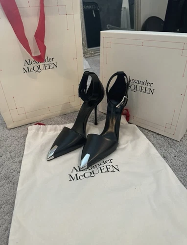 Alexander McQueen tacco in pelle nero e argento taglia 7