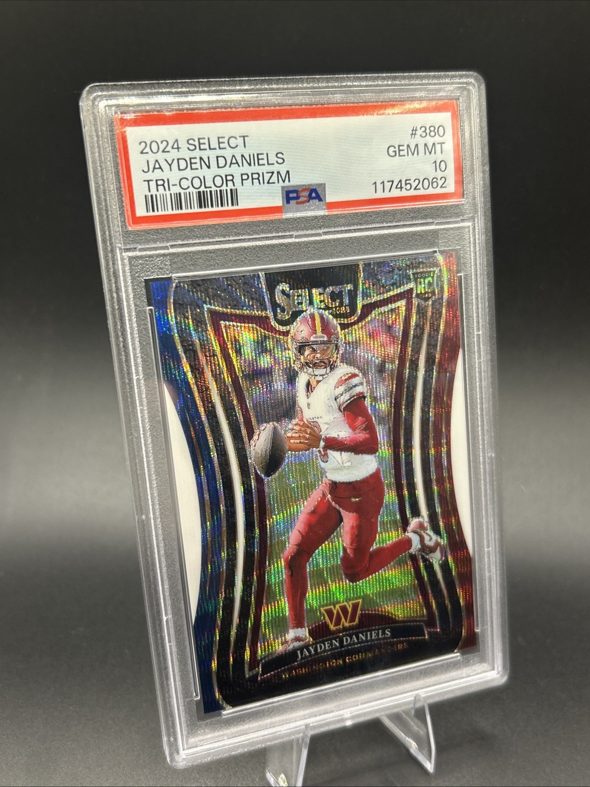 2024 Panini Select Suite Level Jayden Daniels Tri-Color Prizm /149 (RC) PSA 10 view 2