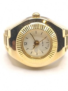 Vintage Gold Tone Tiny Ring Quartz Watch Japan Movement Sz 7 Expandable Band