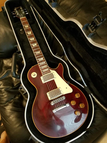 1982 GIBSON LES PAUL STANDARD,100% ORIGINAL,BURGUNDY ,EXCELLENT MADE IN USA
