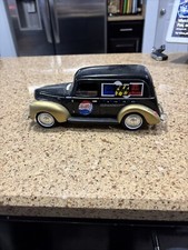 Golden Wheel 1/18 Scale Diecast Pepsi Cola 1940 Ford Pickup Truck Black N Gold