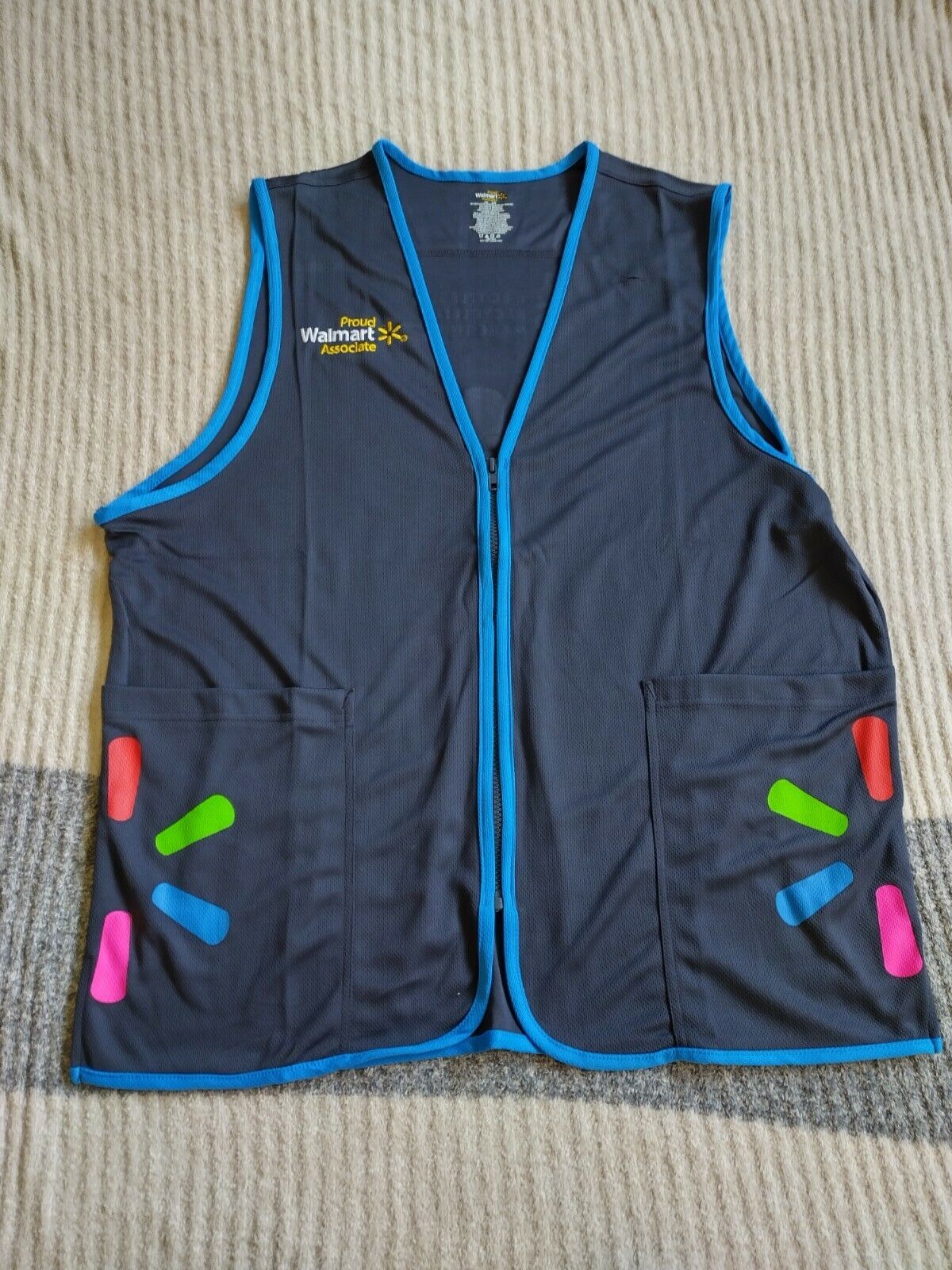 Walmart Associate / Employee Vest Size Large - Spark Design NWOT