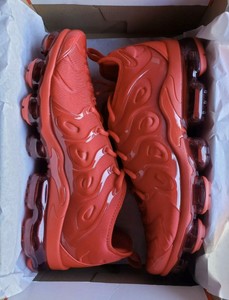 air vapormax plus triple red