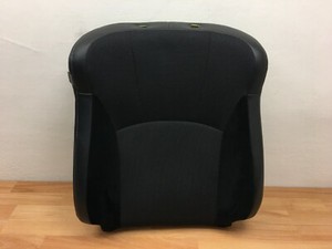 Mitsubishi Outlander 2 II Sitz Beifahrer Teillederausstattung Vorne Rechts