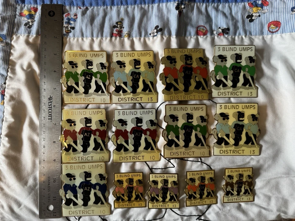 Pin 3 Blind Umps California District 13 Serie Mundial de Pequeñas Ligas  Foto 2 de 2