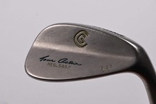 Ladies Cleveland 588 Tour Action Sand Wedge / 56 Degree / Ladies Flex Emerald