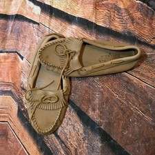 Minnetonka Moccasin Women's Kilty Driver 598 Tan Leather Loafers Size 8