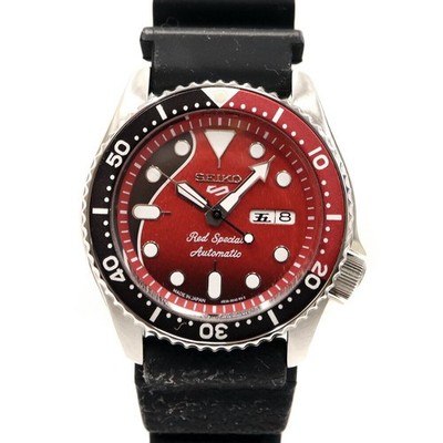 Seiko 5 Sports SBSA073/4R36-07G0 Brian May Collaboration Modell Herrenuhr Japan