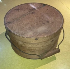 Antique Pantry Box - bentwood with wood bail handle 9" diameter
