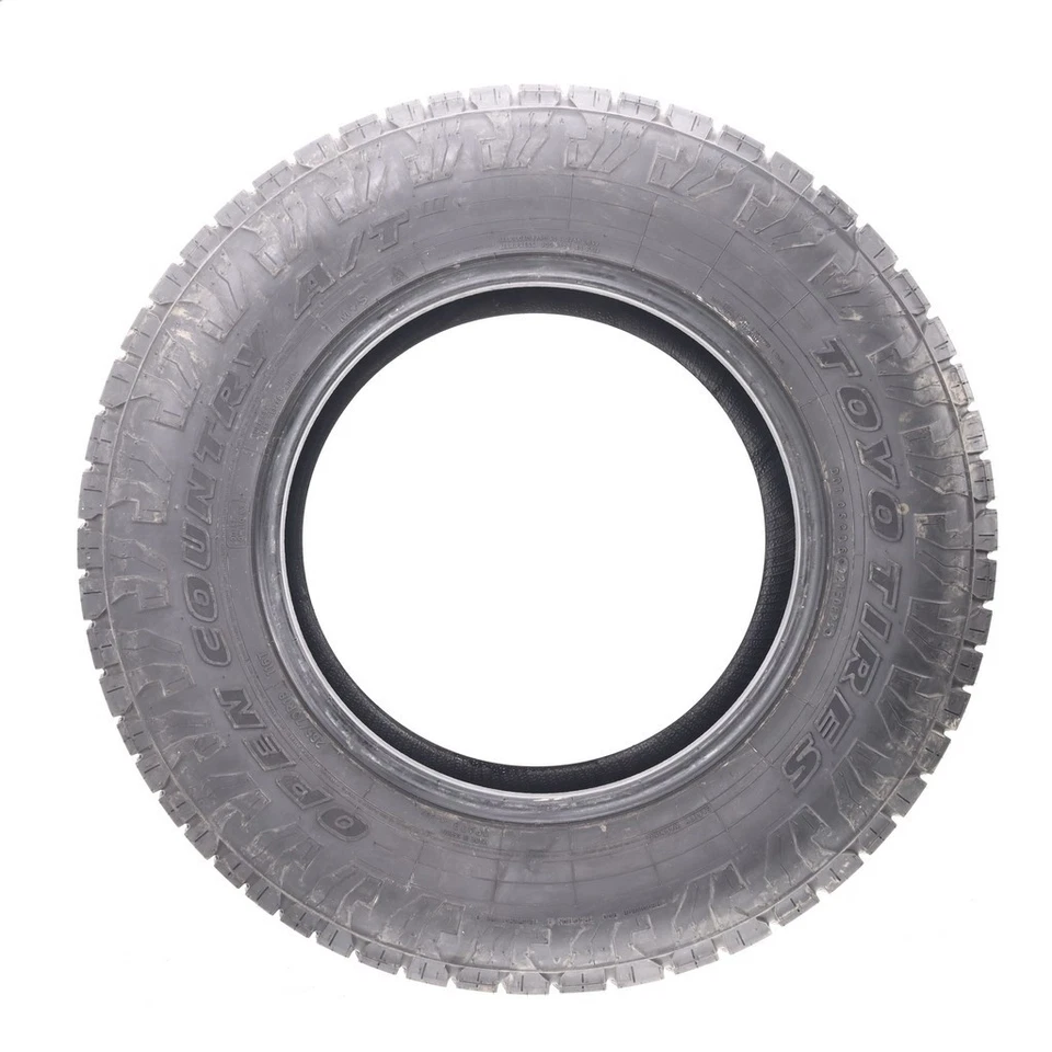 Usado 265/70R18 Toyo Open Country A/T III 116T - 11/32 Foto 4 de 4