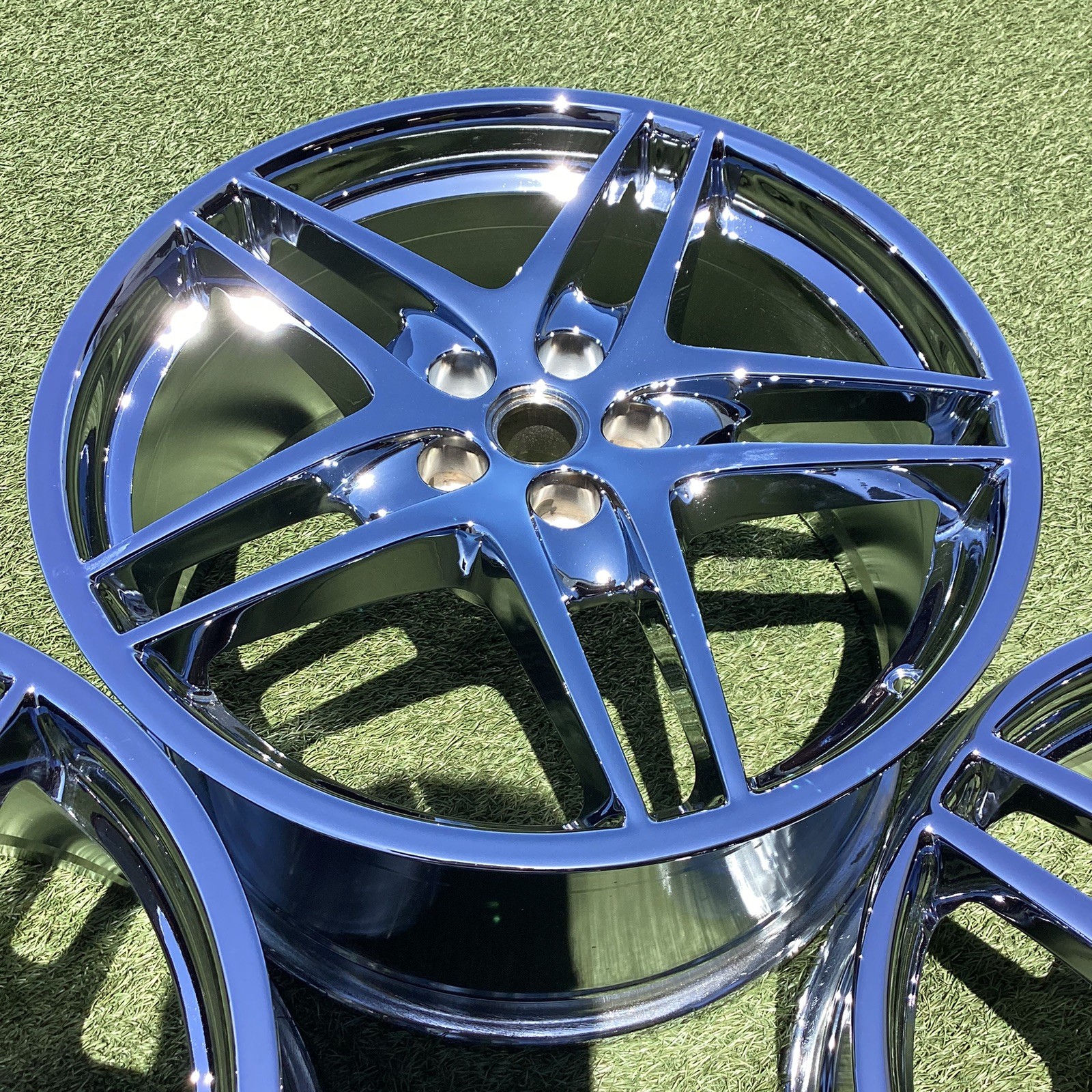 Ferrari F430 Front Wheels Set of 4 Chrome P/N 217483