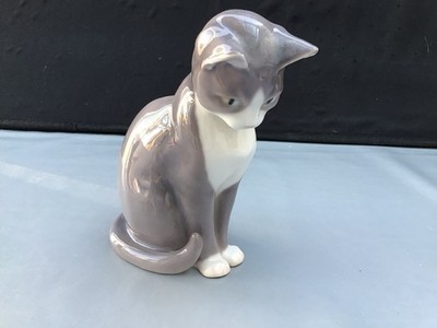 BING & GRONDAHL SITZENDE KATZE MODELL 1876