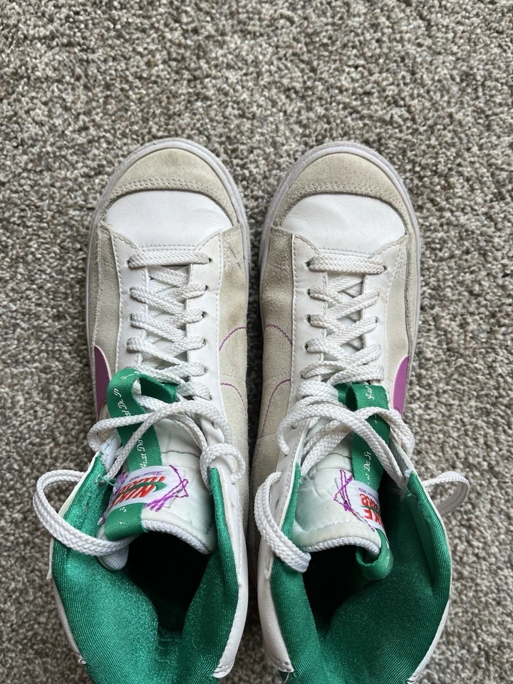 Nike Blazer Mid '77 SE D "Blanco/Fucsia Sueño/Verde Estadio" Jóvenes Niñas Talla 7.5 Foto 2 de 4