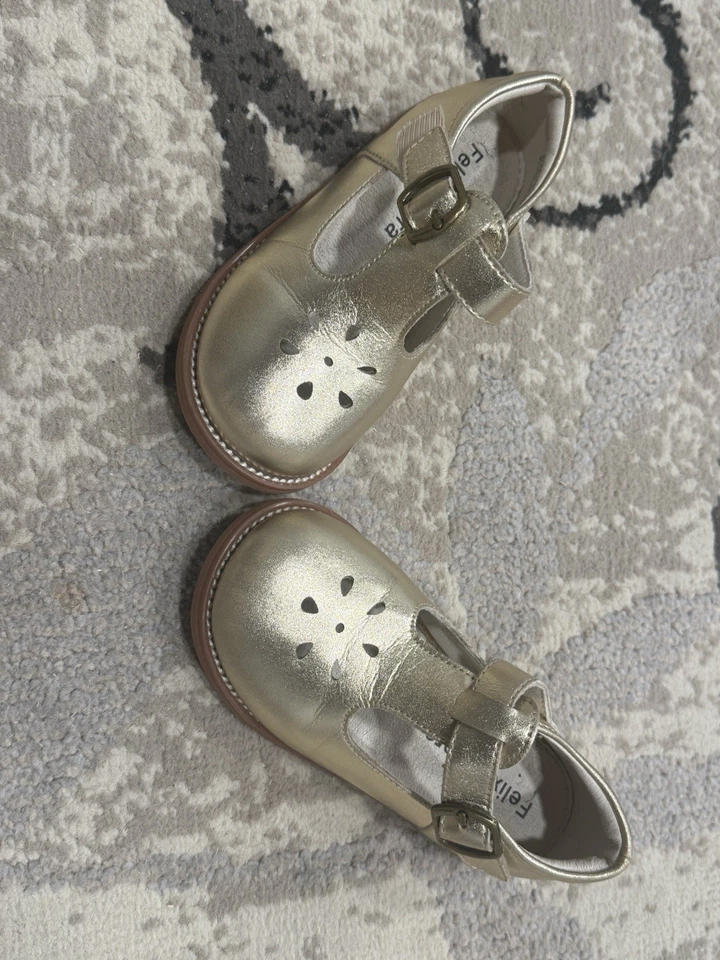 Zapatos Felix & Floral Dorado con Parte Inferior Marrón Niño Pequeño Talla 7 Foto 3 de 4