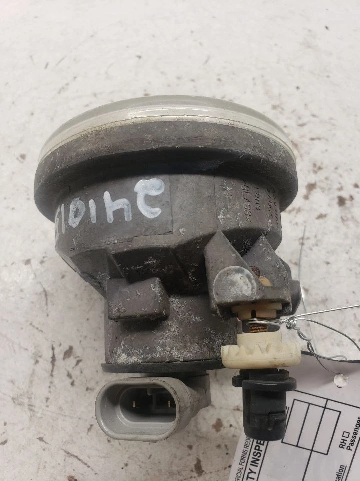 Luz de estacionamiento/esquina del conductor montada para parachoques antiniebla para 04-09 PRIUS 1276968 Foto 2 de 4