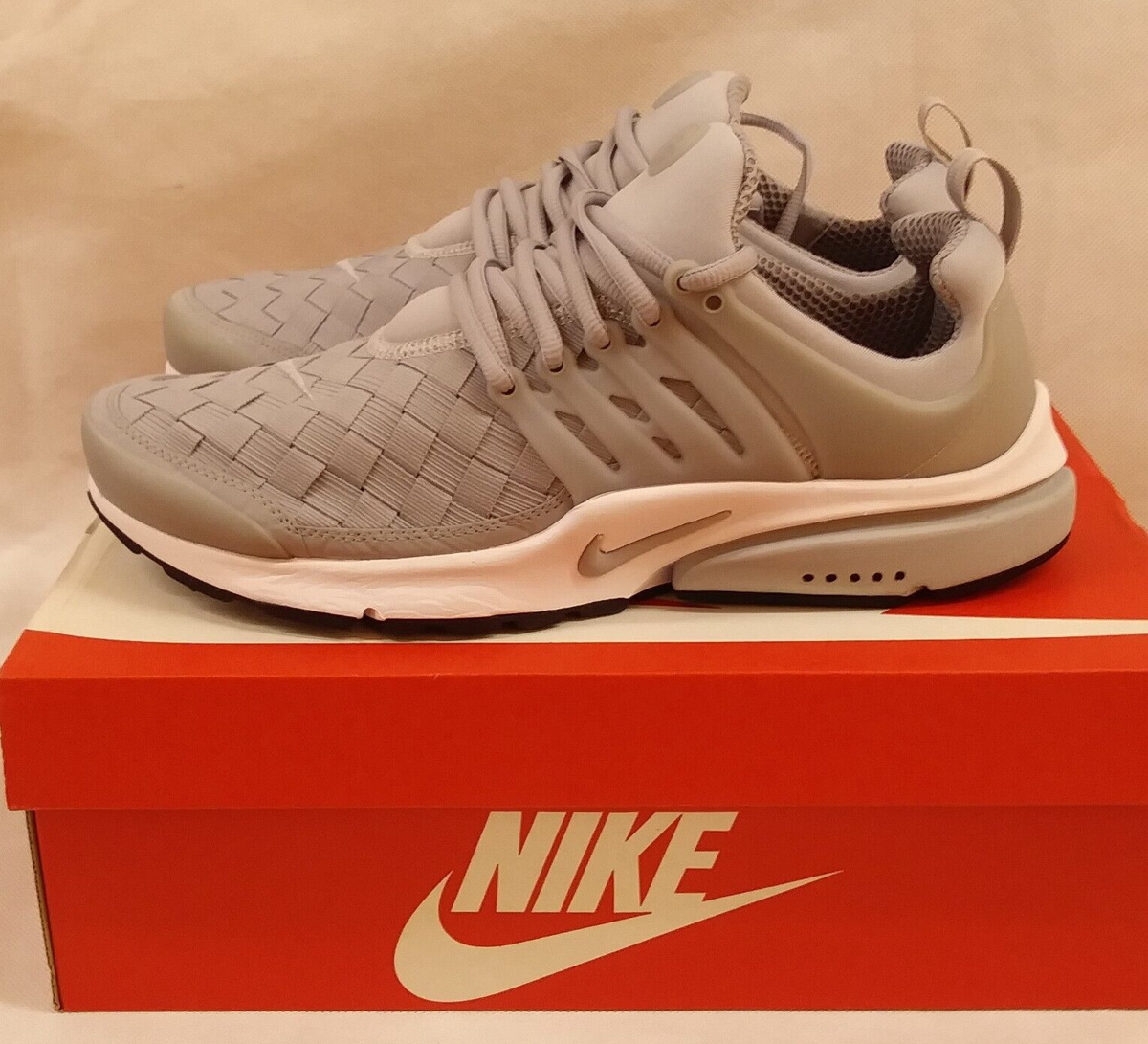 Nike Air Presto SE 848186-002 Woven s10UK Wolf Grey/Blk/Wht