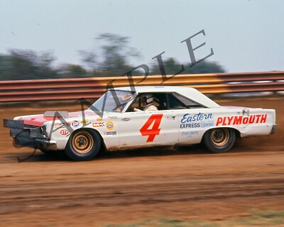 ROGER McCLUSKY #4 EASTERN EXPRESS PLYMOUTH RACING ON TRACK 8X10 GLOSSY PHOTO #D3