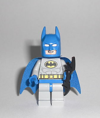 Lippstadt - Deutschland 30. Juli 2020 Batman Lego Figur mit Surfbrett Stock  Photo