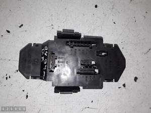 1994 VW PASSAT LAMPENTRGER HINTEN RECHTS 3A9945257