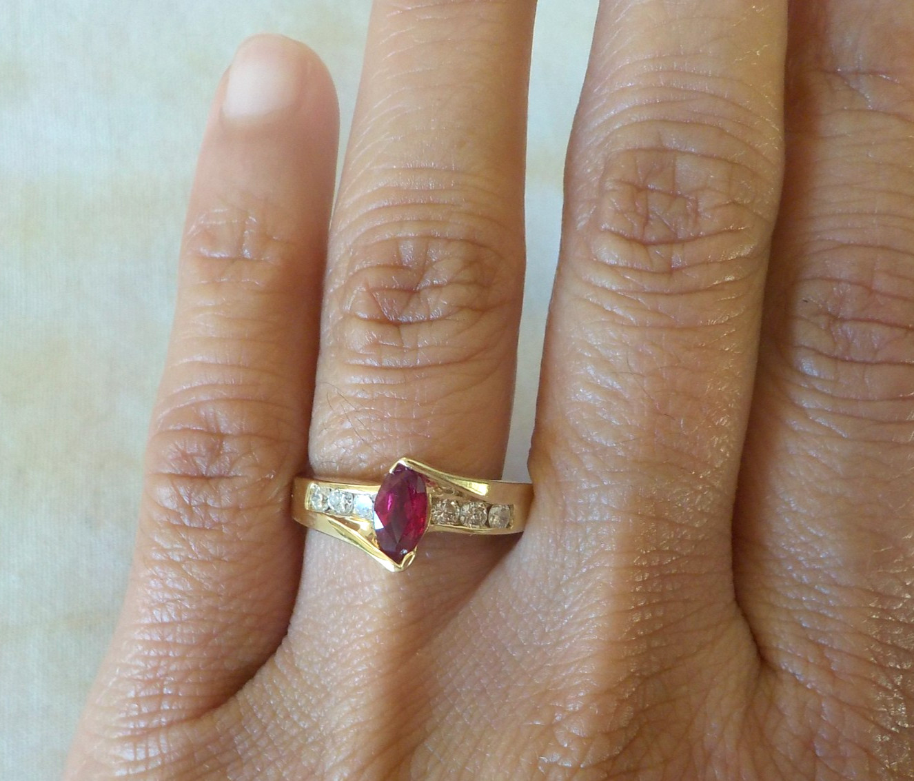 Solid 14K Yellow Gold Solitaire Ruby Diamond Ring… - image 10