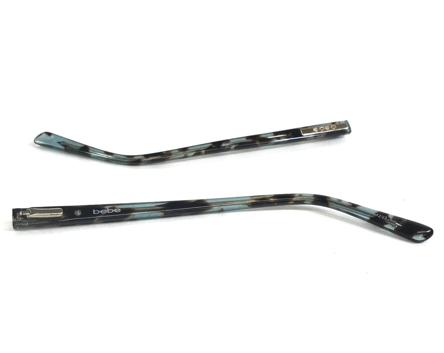 Bebe BB5186 340 TEAL TORTOISE ARMS ONLY FOR PARTS 9090₽