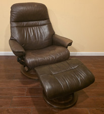 Ekornes Stressless Large Brown "Sunrise" Leather Swivel Recliner Chair Ottoman