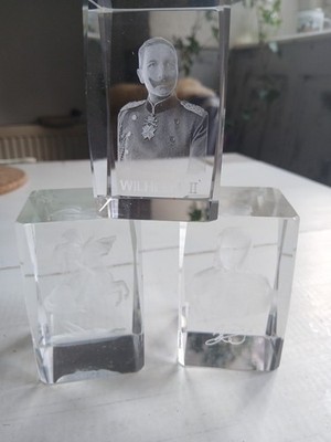 Kristall Glas Würfel 3D-HOLOGRAFIE 8cm Wilhelm 2  Bismarck  Napoleon
