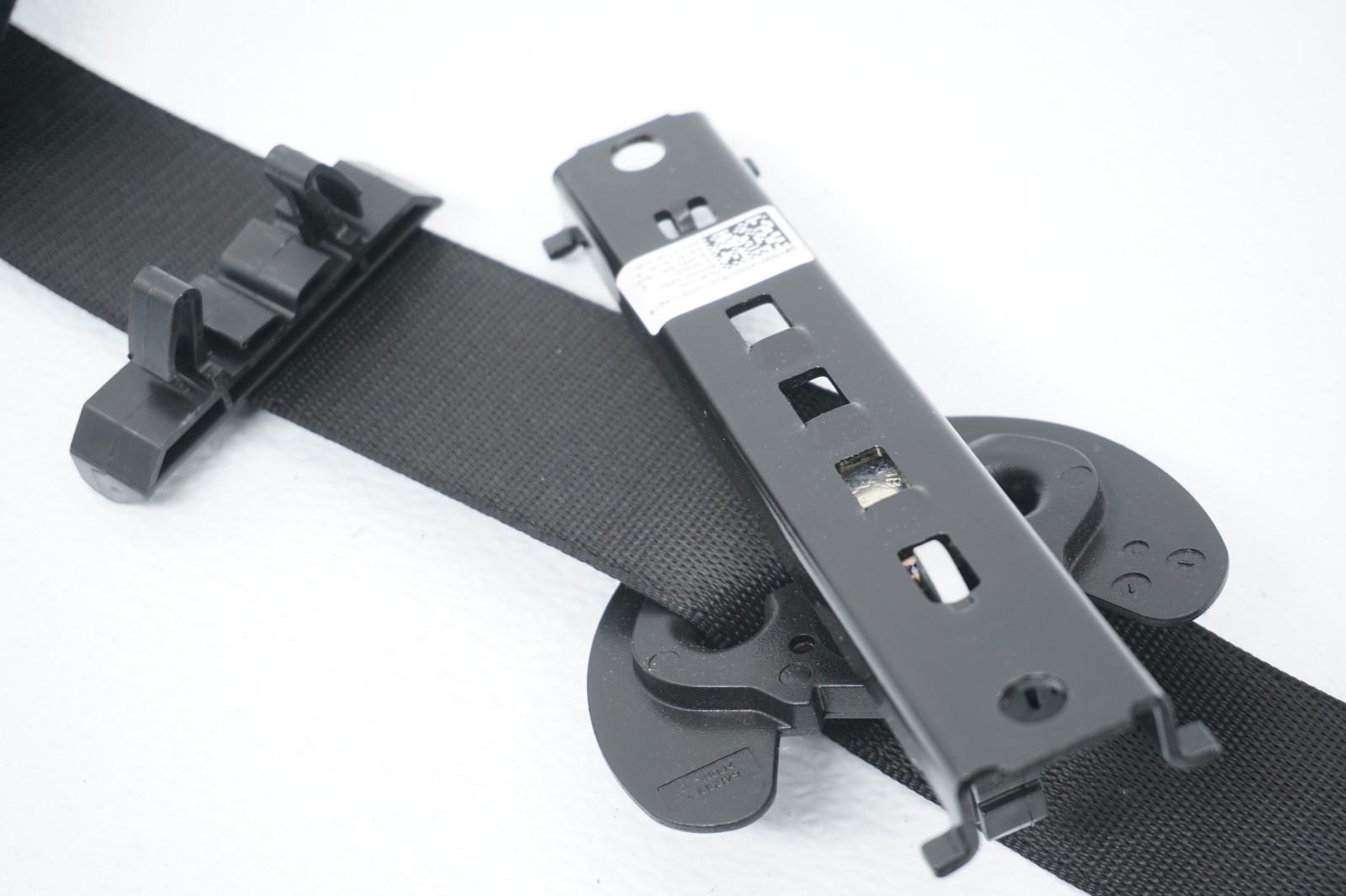 2014-2020 MASERATI GHIBLI OEM LEFT DRIVER FRONT SEATBELT RETRACTOR