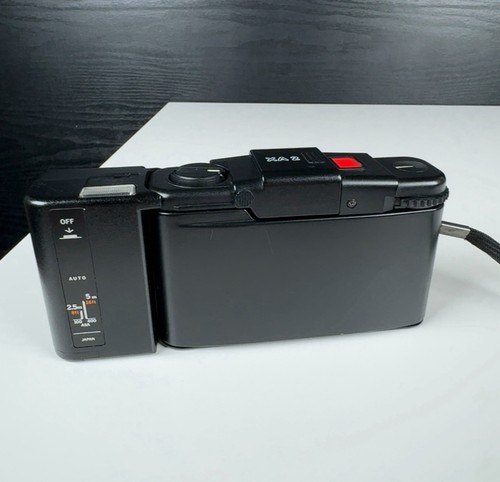 Olympus XA2 Black Point & shoot Film Camera A11 Flash JAPAN - Untested - Picture 11 of 16