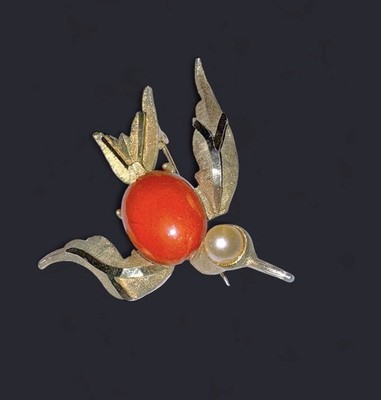 Vtg BSK Signed Jelly Belly Hummingbird Brooch Orange Glass Cabochon Pearl MCM