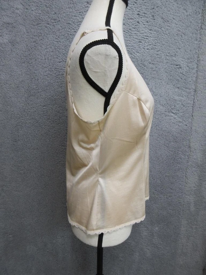 Винтажное женское белье 80-х Warners камзол 36 бежевый нейлон кружевная отделка сделано в США - Изображение 3 из 4