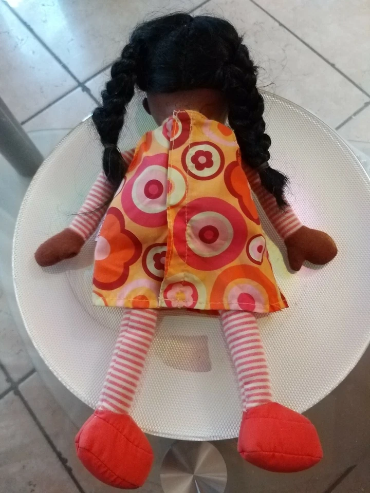 Rarissima Bambola Corolle Nera Anno 2002 Alta 35 cm Larga 25cm - Immagine 3 di 4